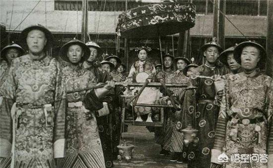 慈禧逃跑都带着的“核桃”<strong></p>
<p>币鸟</strong>，为什么挖地三尺也得找回来？